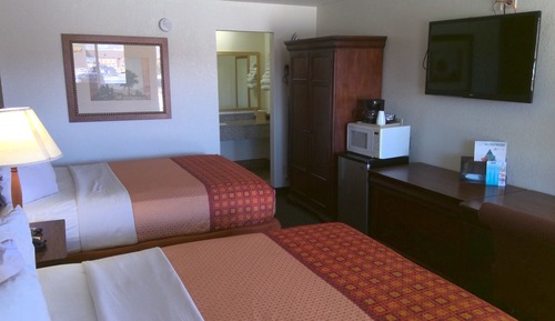 Standard Room, 2 Queen Beds, Smoking