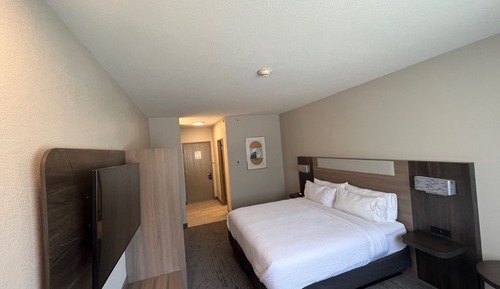 Standard Room, 1 King Bed