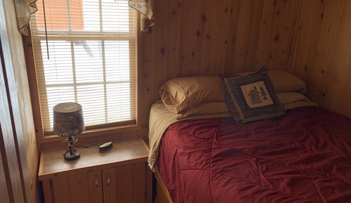 Standard Cabin (4)