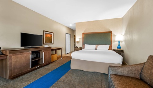 Standard Room, 1 King Bed, Non Smoking