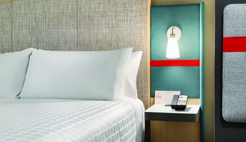 Standard Room, 1 King Bed, Accessible (Communications)