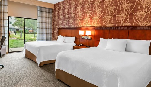 Room, 2 Queen Beds, Balcony