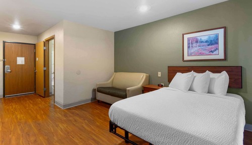 Deluxe Studio, 1 Double Bed with Sofa bed, Non Smoking, Refrigerator & Microwave