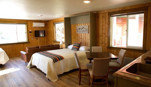 Deluxe Cabin, Kitchenette, Mountainside