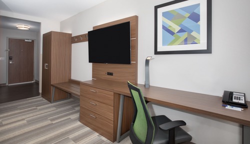 Standard Room, 1 King Bed