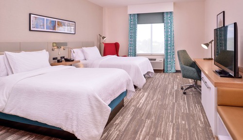 Room, 2 Queen Beds, Accessible, Bathtub (Hearing)