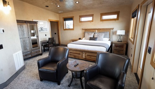 Villa, 1 King Bed (Suite)