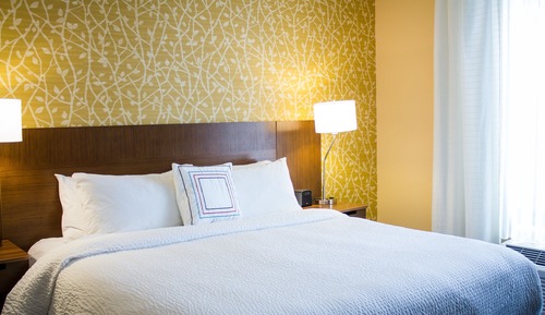Room, 1 King Bed, Hearing Accessible