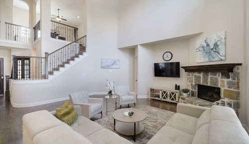 House (5 Bedrooms)
