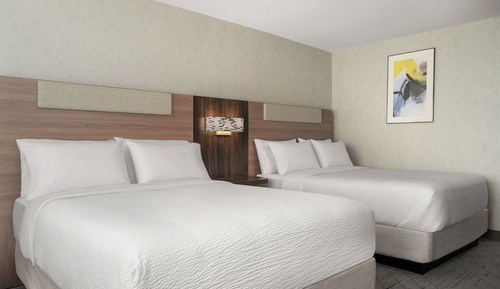 Standard Room, 2 Queen Beds, Bathtub