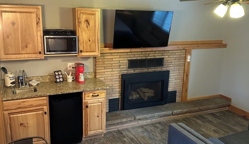 Comfort Studio, 1 King Bed, Fireplace