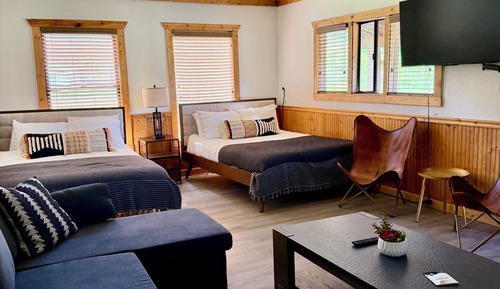Family Cabin, Patio