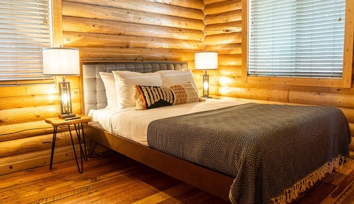 One Bedroom Cabin