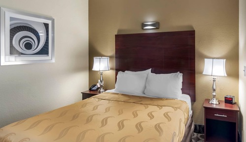 Standard Room, 1 Queen Bed, Non Smoking