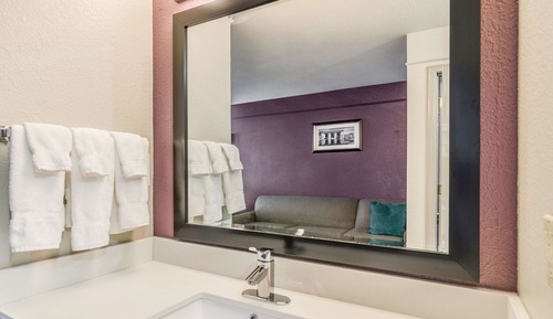 3 Queen Beds, Executive Room, Non-Smoking
