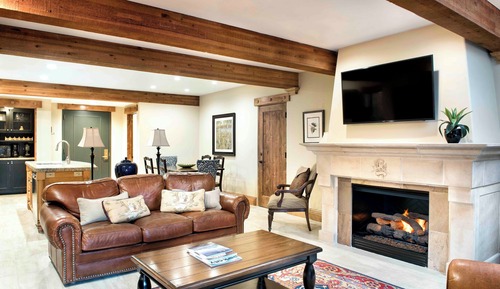 Suite, 3 Bedrooms