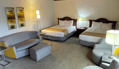 Suite, Multiple Beds, Non Smoking