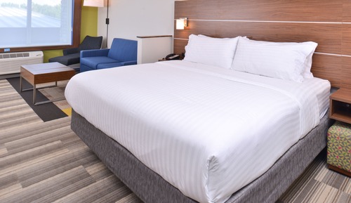 Suite, 1 King Bed, Transfer Shower, Non Smoking (Mobility)