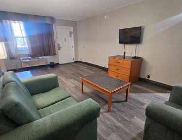 1 King Bed, Deluxe 1-Bedroom Suite, Non-Smoking