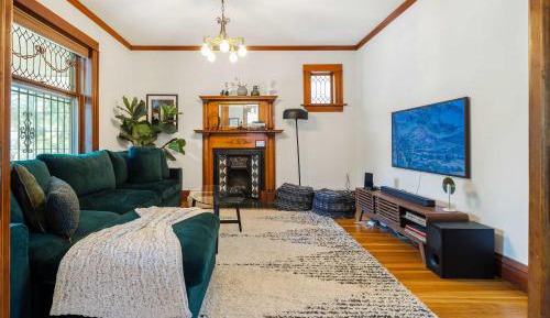 Five-Bedroom Holiday Home
