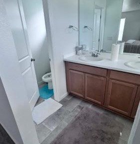Single Room with Private Bathroom