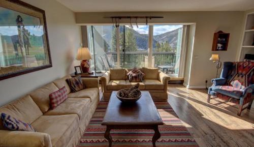 Two-Bedroom Apartment with Balcony