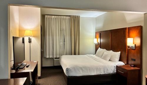 King Suite with Sofa Bed - Non-Smoking