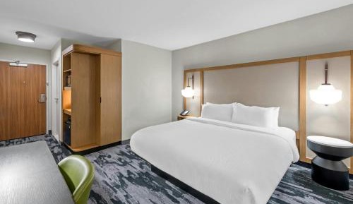Standard King Room
