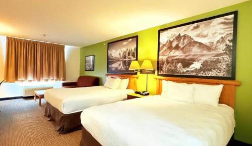 Suite with Two Queen Beds - Non-Smoking