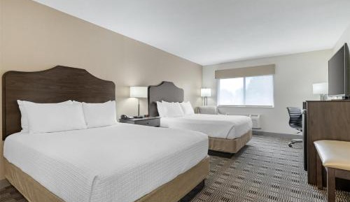 Queen Room with Two Queen Beds - Non-Smoking