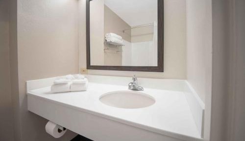 Studio with 2 Double Beds - Non-Smoking