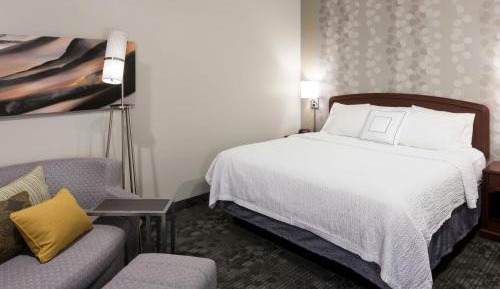King Room with Sofa Bed