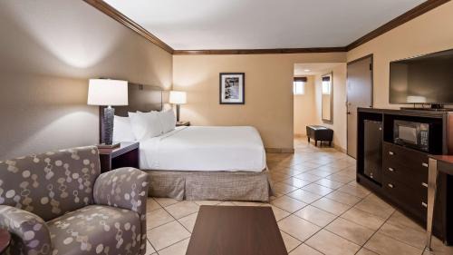 King Room with Bath Tub - Disability Access/Pet Friendly