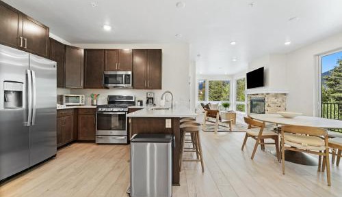 Three-Bedroom Vacation Home 