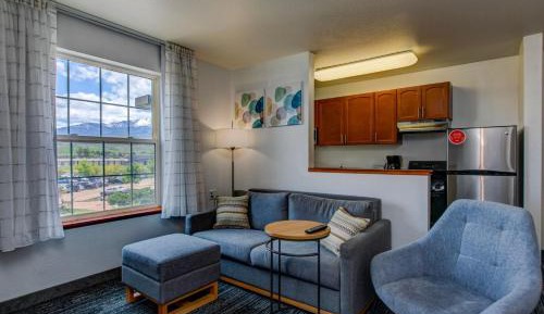 Two-Bedroom Suite