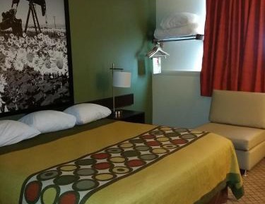 King Room - Mobility Access/Non-Smoking