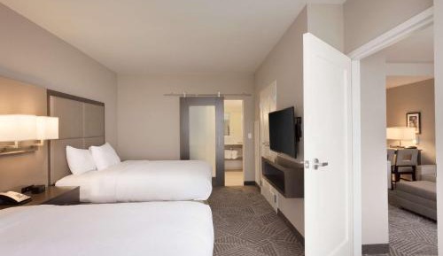 Two Room Queen Suite with Two Queen Beds