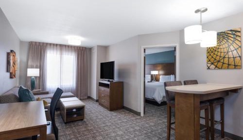 One-Bedroom Suite