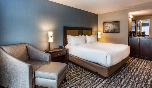 Standard King Room