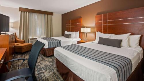 Queen Room with Two Queen Beds - Non-Smoking