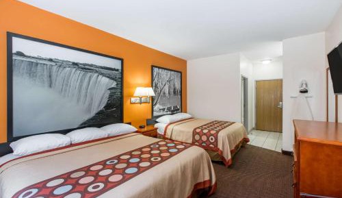 Queen Room with Two Queen Beds - Non-Smoking