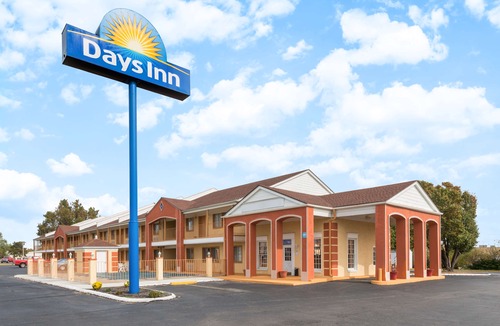 Ottawa Hotel | Days Inn by Wyndham Ottawa
