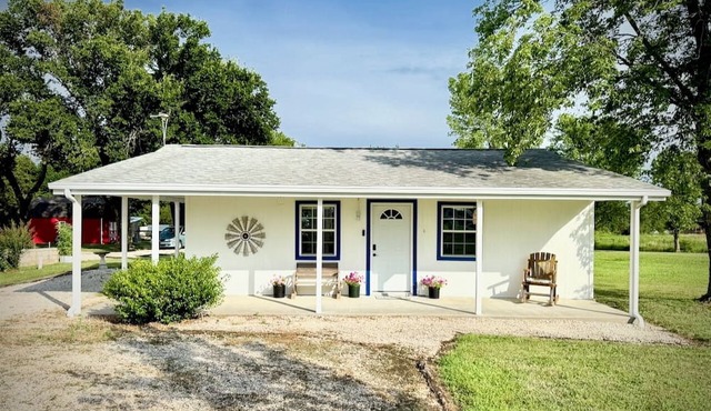 Windmill Country Cottage - a place to relax away from the busy!